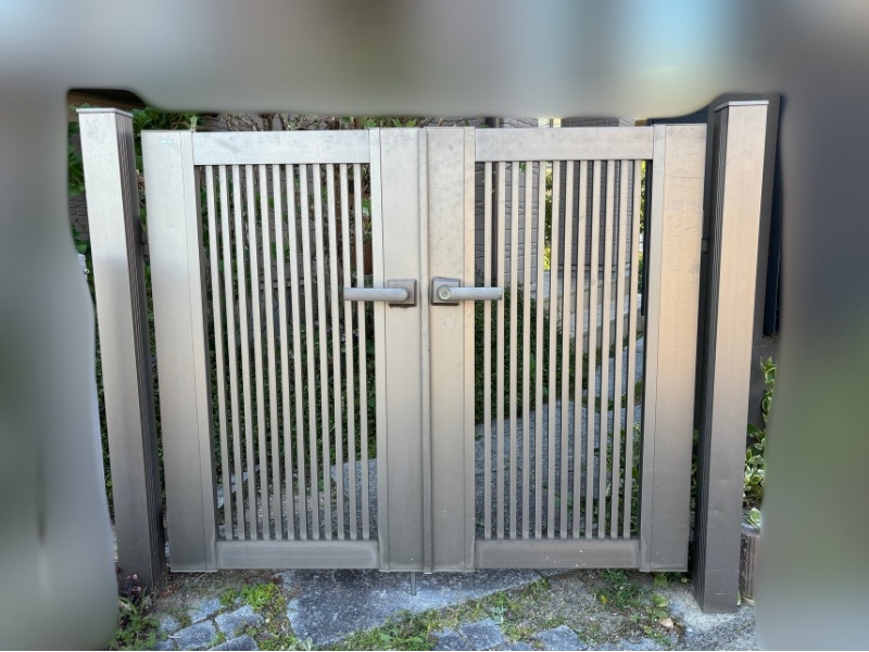 愛知県東海市　門扉の修理エクステリア工事